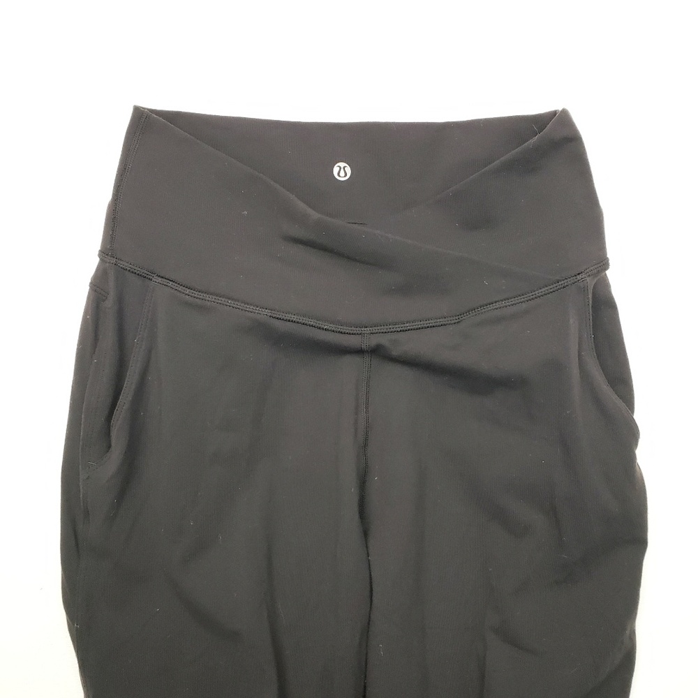 Lululemon Sunset Salutation Cropped Pants black